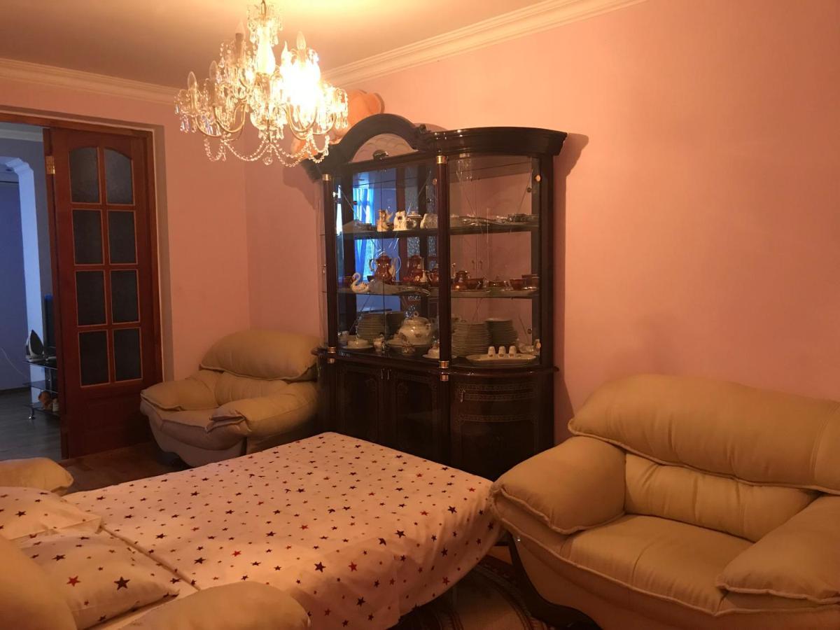 Mini Hotel Amra Pizunda Extérieur photo